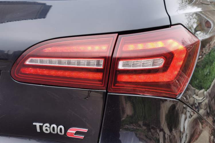 Used Zotye T600 Coupe 2017 1.5T Automatic Luxury Model Right Rear Taillight