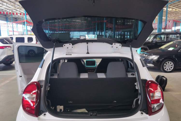 Used JMEV Xiao Qilin 2024 201km Comfort Version Trunk