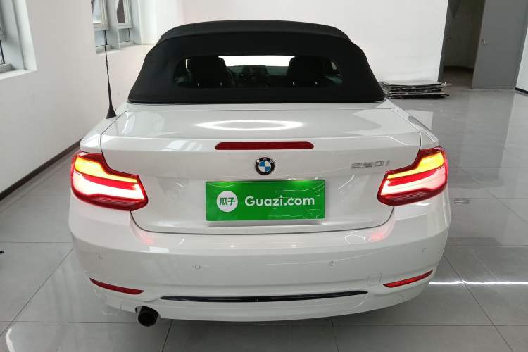 Used BMW 2 Series 2018 220i Convertible Coupe Sports Design Package