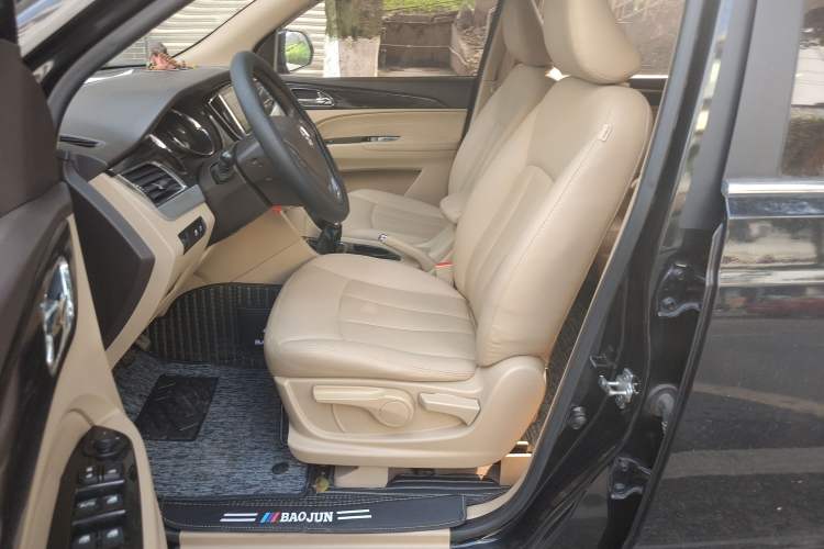 Used Baojun 730 2016 1.5L Manual Luxury Edition 7 Seats