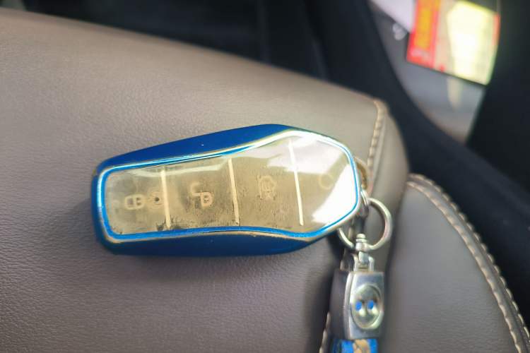 Used BYD Song MAX New Energy 2022 DM-i 105KM Flagship Model
