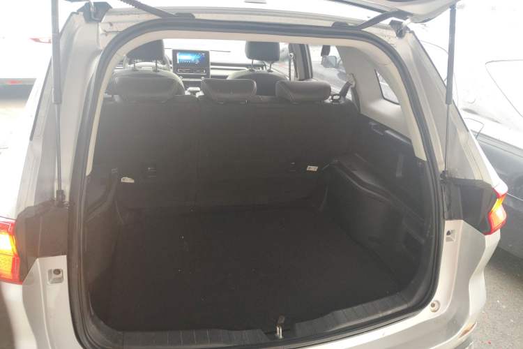 Used Haval M6 2021 PLUS 1.5T DCT Luxury Smart Connectivity Model