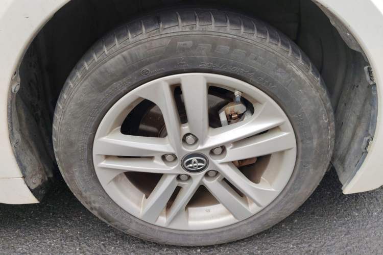 Used Toyota Levin 2022 Dual-Motor 1.8H E-CVT Leading Edition