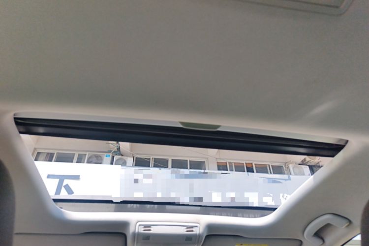 Used Volkswagen Golf 2017 1.6L Automatic Comfort Million-Vehicle Anniversary Edition