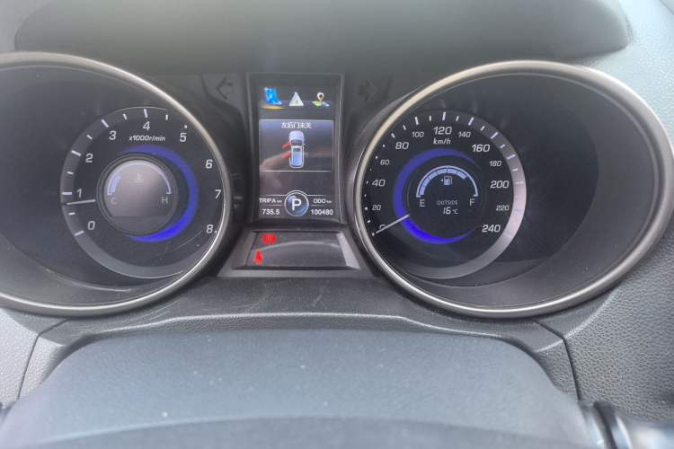 Used CHANGAN CS75 2016 1.8T Automatic Elite Model China V Standard
