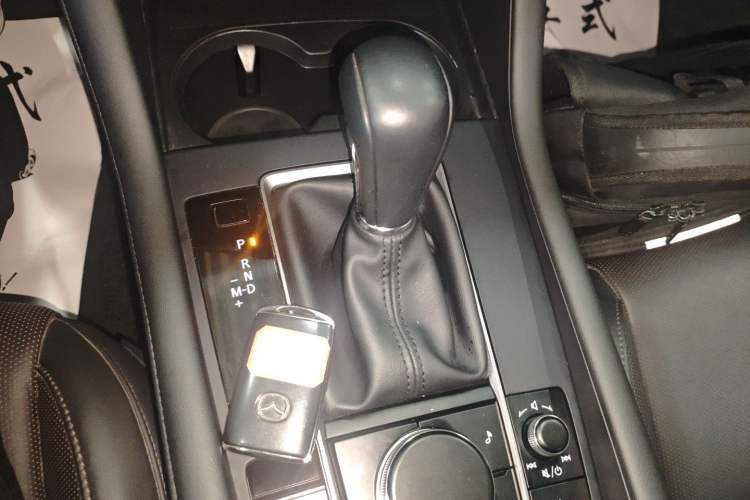 Used Mazda Mazda 3 Axela 2021 1.5L Automatic Luxury Version
