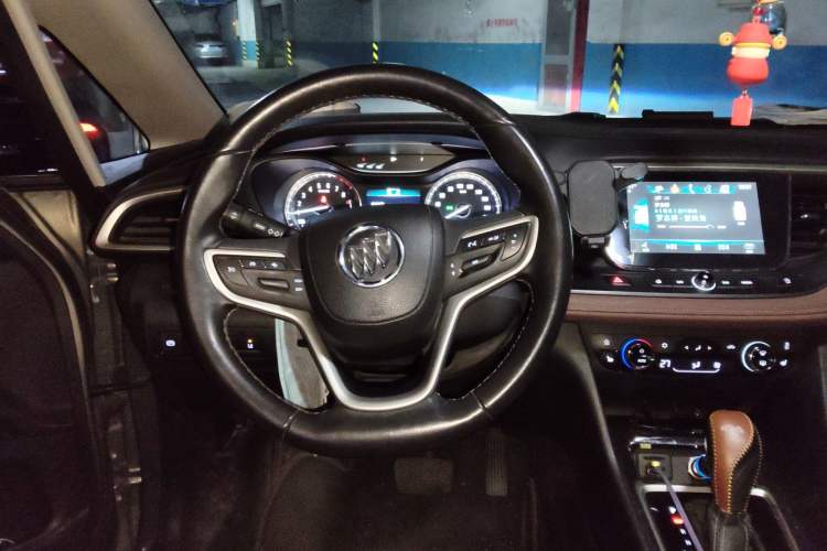 Used Buick GL6 2018 18T 6-Seater Prestige Model
