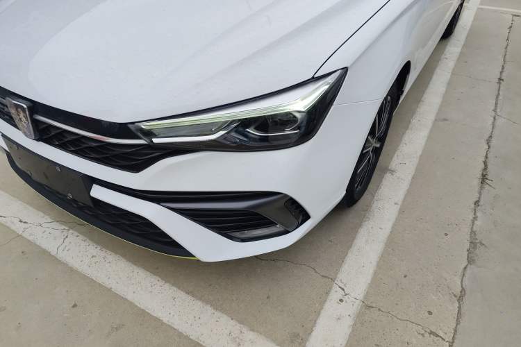 Used Roewe i5 2021 1.5L CVT Diamond Edition Left Front Headlight