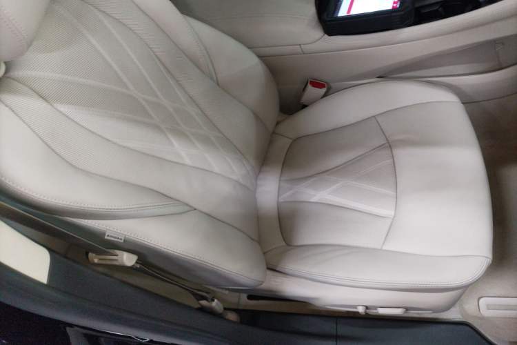 Used Buick LaCrosse 2022 Avenir Avia First Edition