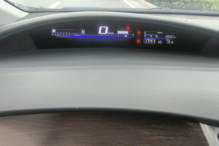 Used Honda Jade 2014 1.8L Automatic Comfort Elite Version 5 Seats
