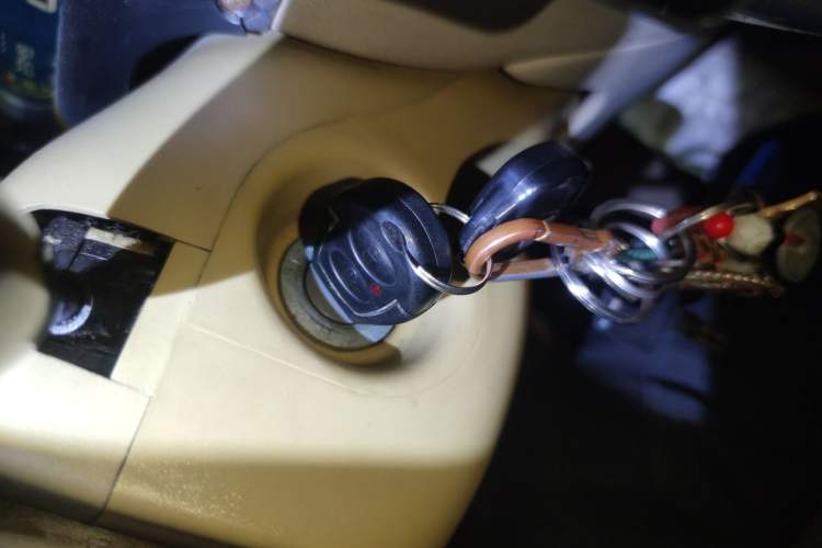 Used Chery QQ3 2012 Stylish Edition 1.0L Manual Start-Up Model
