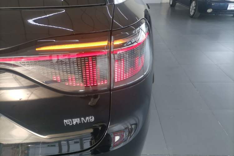 Used Hima AITO M9 2025 Extended-Range Ultra Version 52 kWh 5-Seater Edition