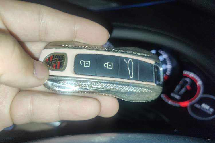 Used Porsche Panamera 2019 Panamera Executive Long Wheelbase 2.9T Vehicle Key