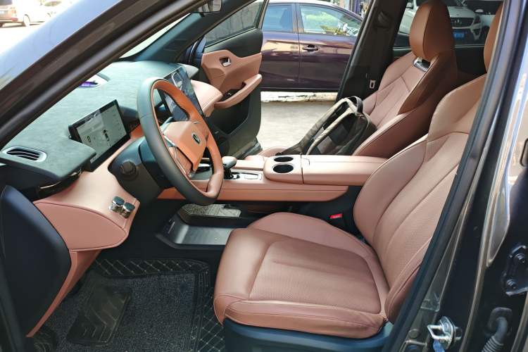 Used Changan UNI-Z 2025 1.5T Premium Edition
