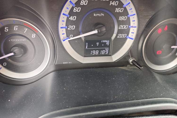 Used Honda City Classic 2012 1.5L manual Elite Edition