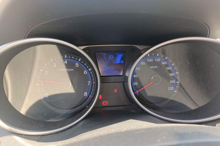 Used Hyundai ix35 2015 2.0L Automatic 2WD Comfort Edition China IV Standard