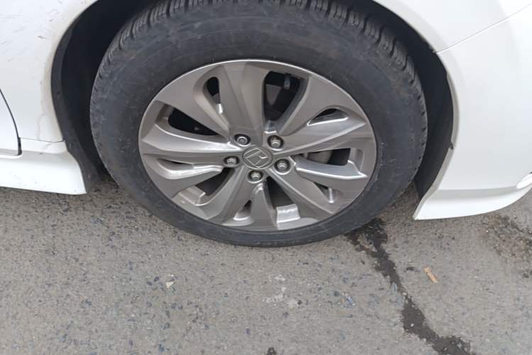 Used Honda Jade 2020 1.8L automatic Comfort version
