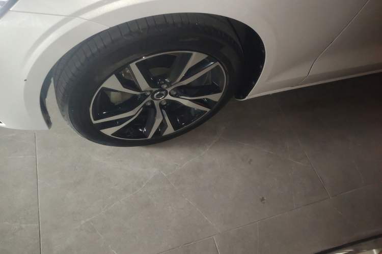 Used Volvo S60 2023 B4 Zhiyuan Sport Edition
