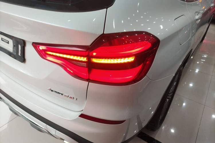 Used BMW X3 2018 xDrive28i Luxury Package China VI Emission Standard
