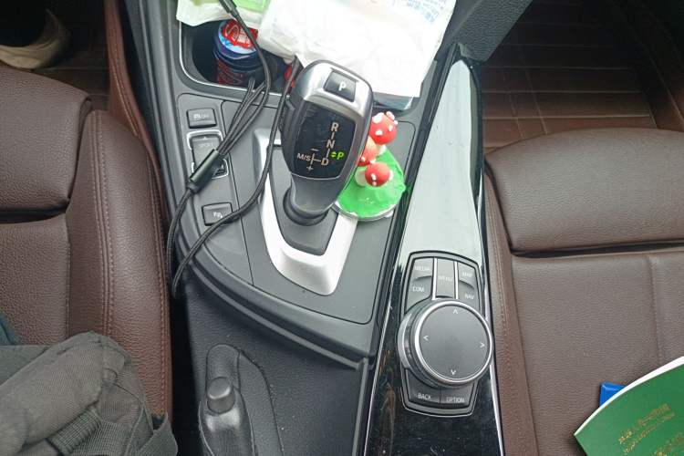 Used BMW 3 Series 2019 320Li Fashion Model Gear Lever