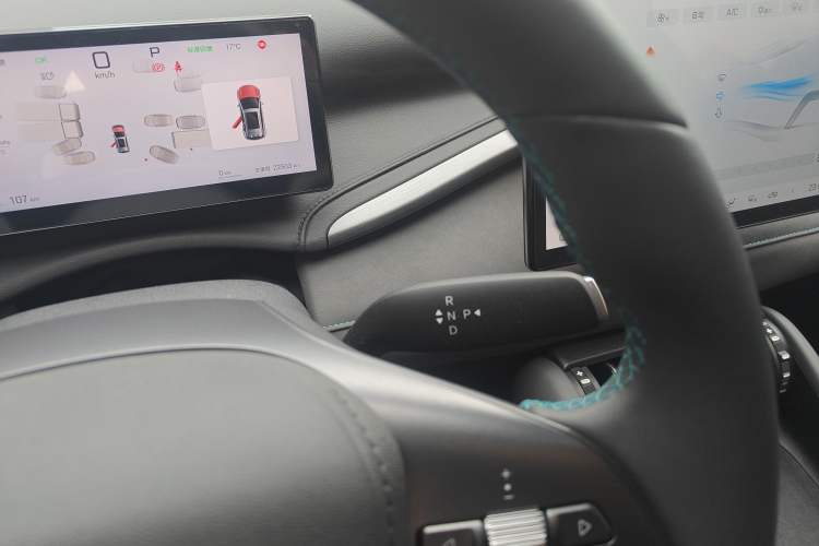 Used BYD Yuan PLUS 2025 Intelligent Driving Version 430 KM – Leading Edition Gear Lever