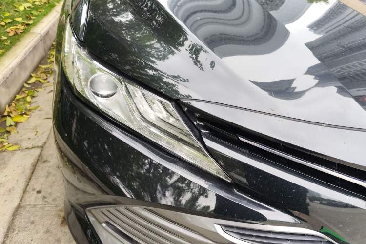 Used Toyota Camry 2018 2.0G Luxury Edition Right Front Headlight