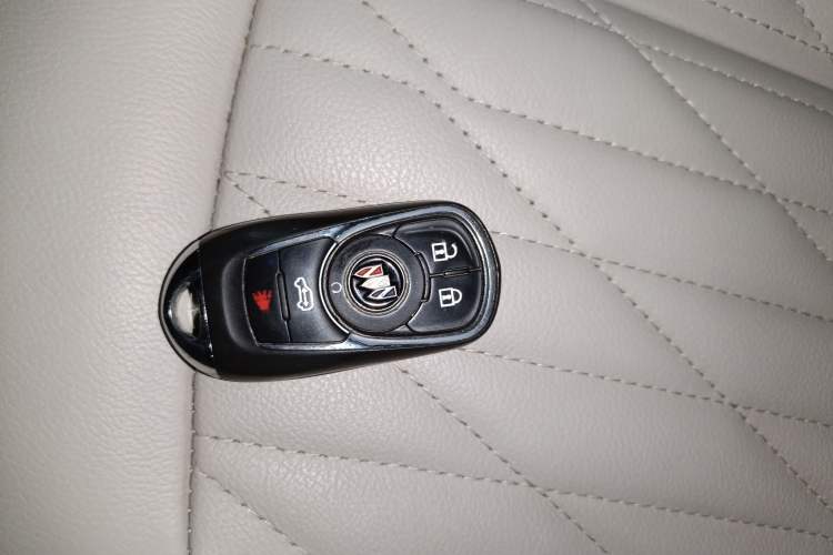 Used Buick GL8 2021 Land Cruiser Executive Class 652T Luxury Model