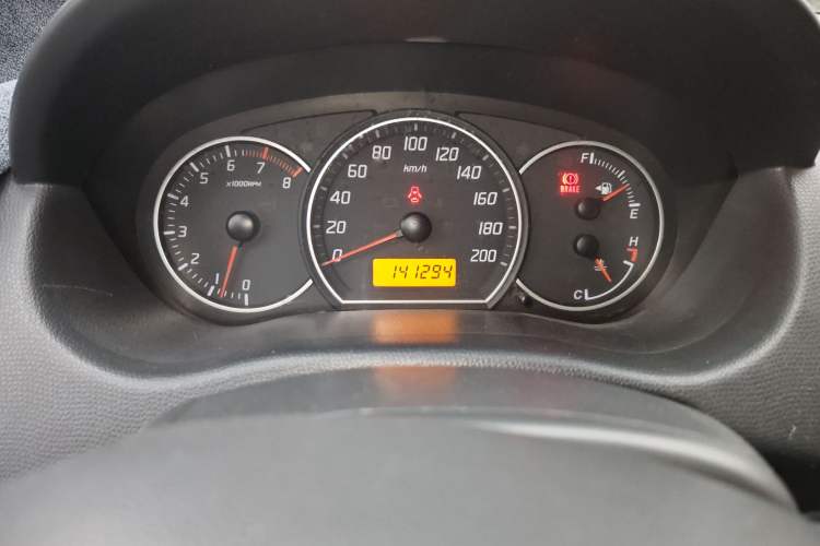 Used Suzuki Swift 2013 1.5L Manual Standard Edition