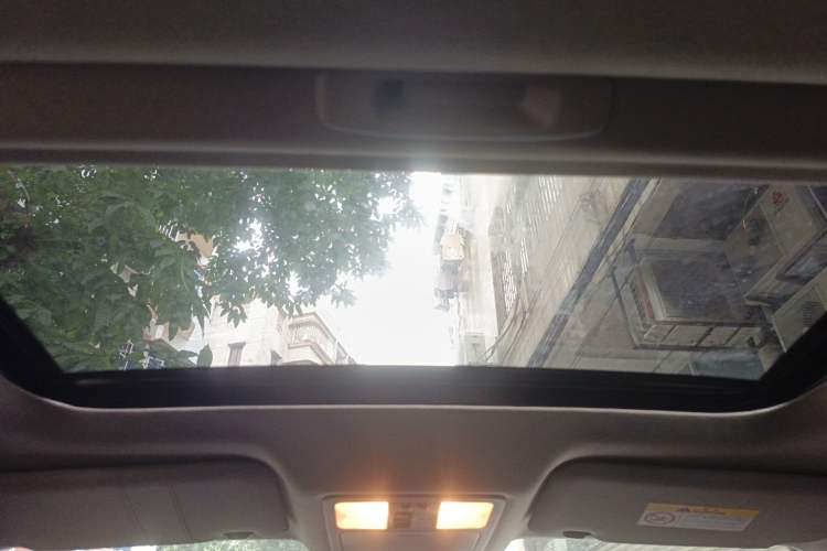 Used Nissan Lannia 2016 1.6L CVT Cool Edition
