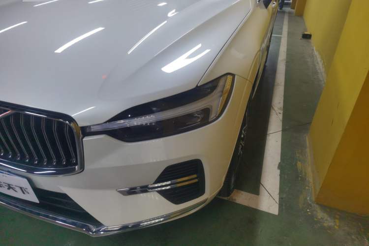 Used Volvo XC60 2022 B5 4x4 Smart Luxury Edition