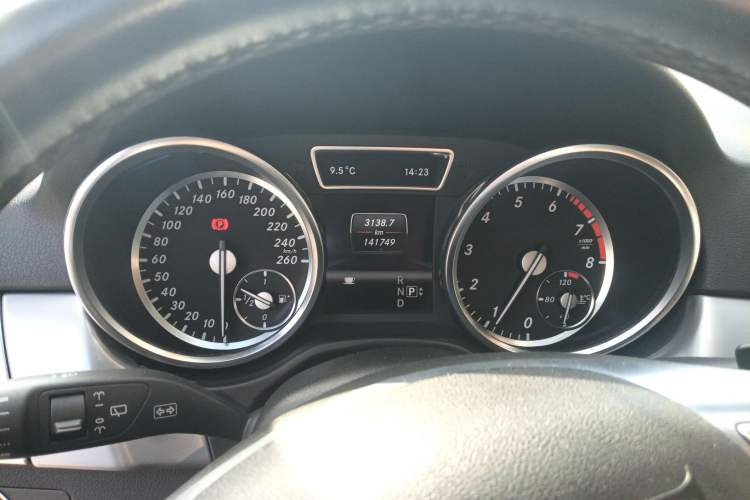 Used Mercedes-Benz M-Class 2012 ML 300