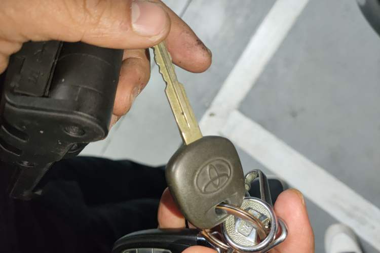 Used Toyota Camry 2012 2.0G Luxury Edition