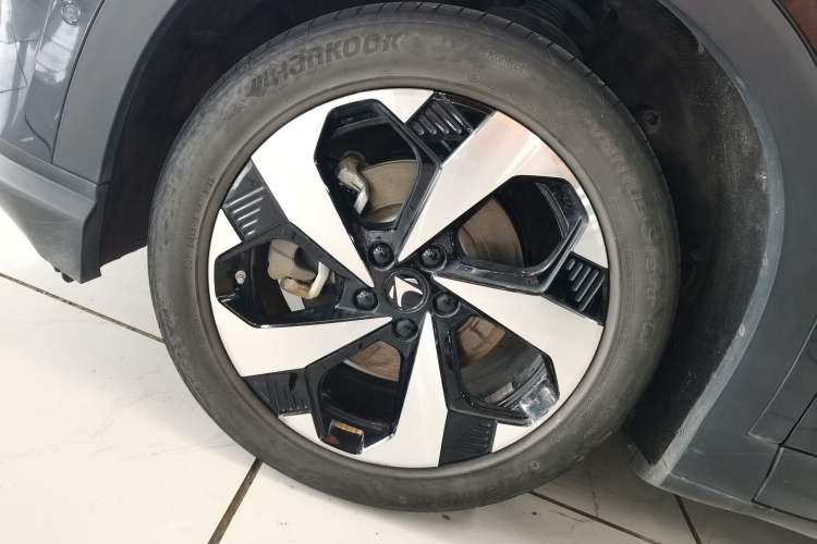 Used ARCFOX Alpha T5 2025 520 MAX Left Front Wheel Hub