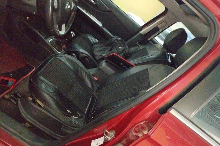 Used Dongfeng Aeolus AX3 2016 1.5L Manual ZhiKu Model