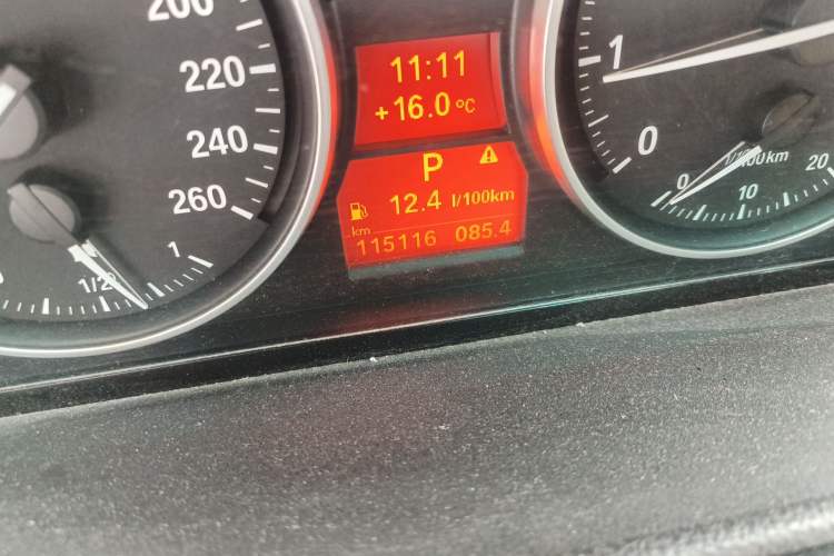 Used BMW 3 Series 2011 325i Luxury Edition
