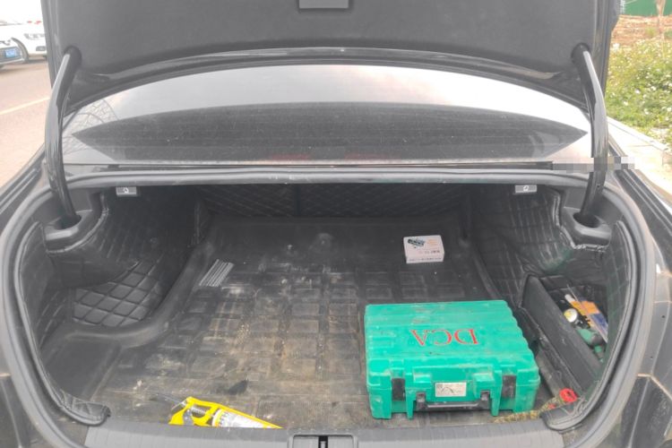 Used Volkswagen Magotan 2020 330TSI DSG Leading Model Trunk