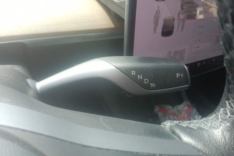 Used Tesla Model Y 2021 Standard Range Rear-Wheel Drive Version