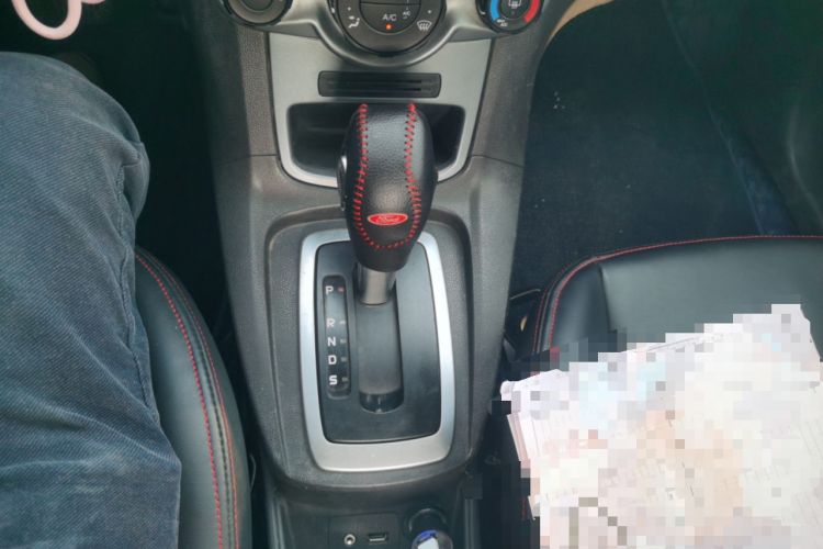 Used Ford Fiesta 2013 Hatchback 1.5L Automatic Fashion Edition
