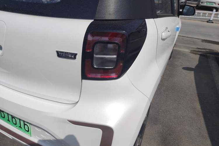 Used JAC Yiwei E10X 2024 Charming Edition 301km Lite