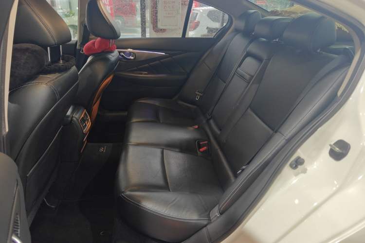 Used Infiniti Q50L 2018 2.0T Enjoyment Version China VI Standard Left Rear Seat