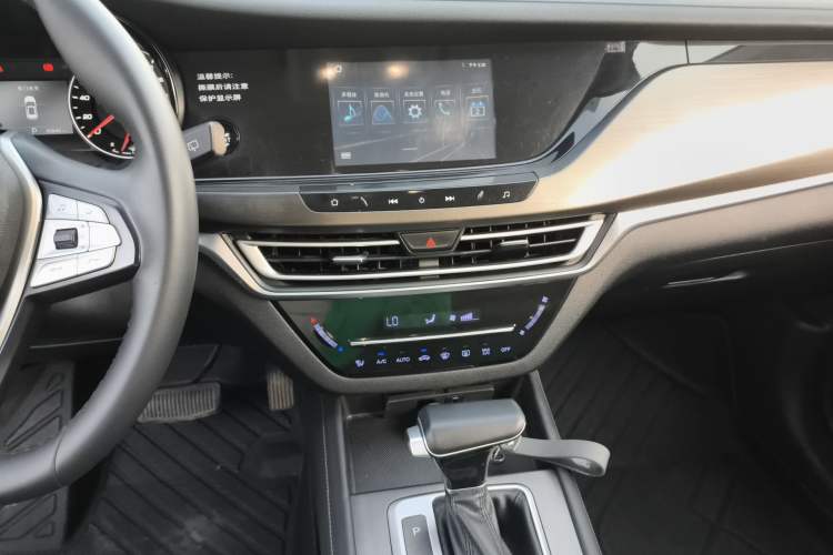 Used CHANGAN CS35PLUS 2020 1.4T DCT Yue Lian Blue Whale Edition
