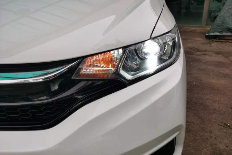 Used Honda Fit 2018 1.5L CVT Comfort Sunroof Version Left Front Headlight