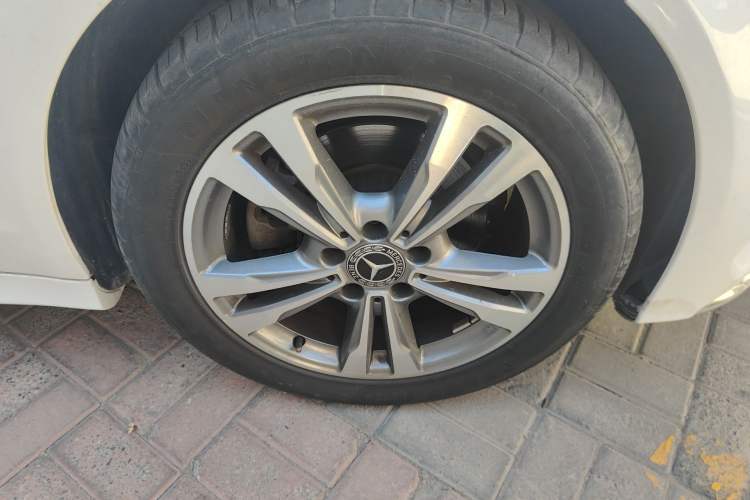 Used Mercedes-Benz C-Class 2017 Facelift C 200 L Sport Edition
