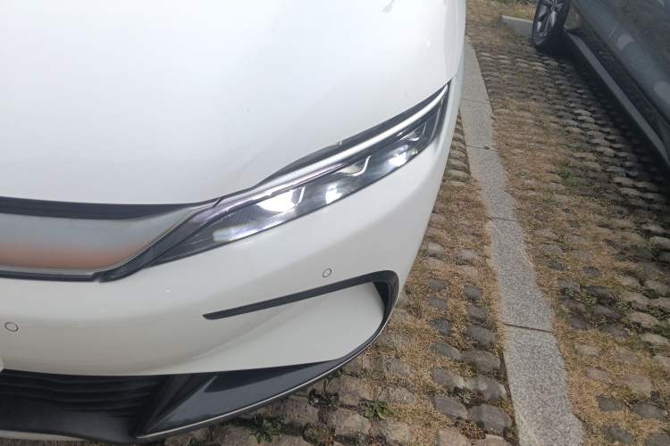 Used BYD Han 2022 EV Genesis Edition 610KM All-Wheel Drive Premium Model
