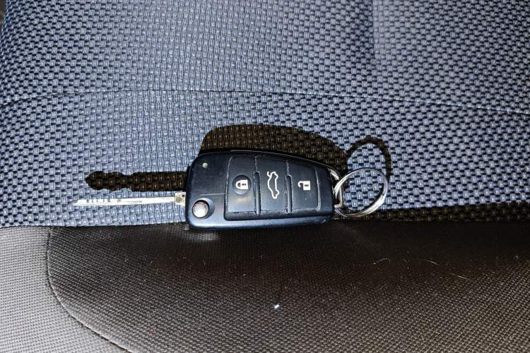 Used JAC Refine M4 2021 2.0L Manual Commercial Edition