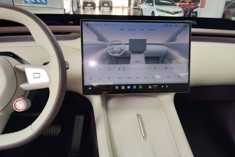 Used Xiaomi Auto YU7 2025 Ultra-Long Range All-Wheel Drive Pro Version
