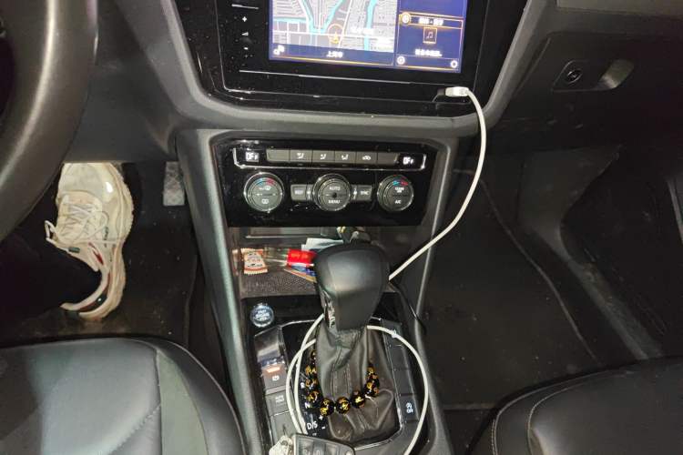 Used Volkswagen Tiguan L 2021 330TSI Automatic Two-Wheel Drive Smart Edition