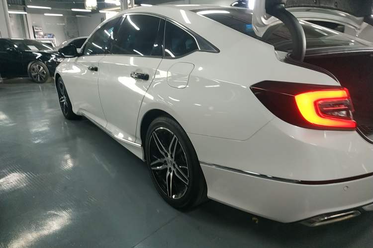 Used Honda Accord 2022 260TURBO Phantom Night · Prestige Edition