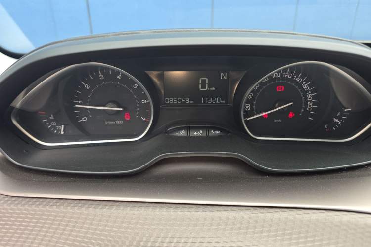 Used Peugeot 2008 2014 1.6L Automatic Fashion Edition Instrument Cluster
