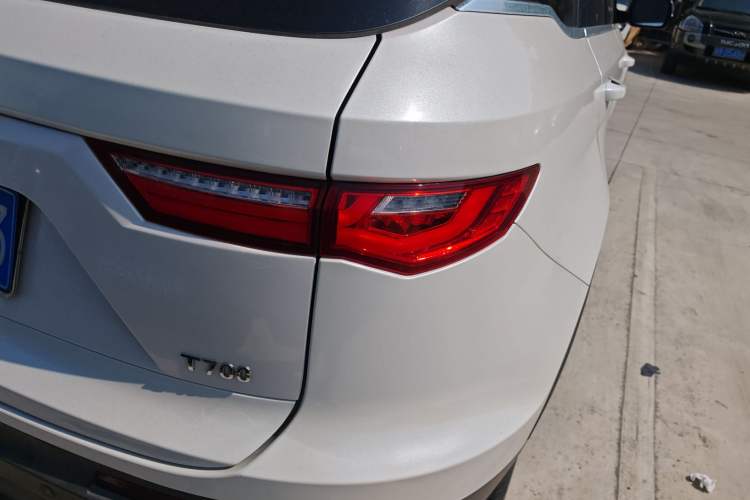 Used Zotye T700 2017 1.8T Dual-Clutch Prestige Model